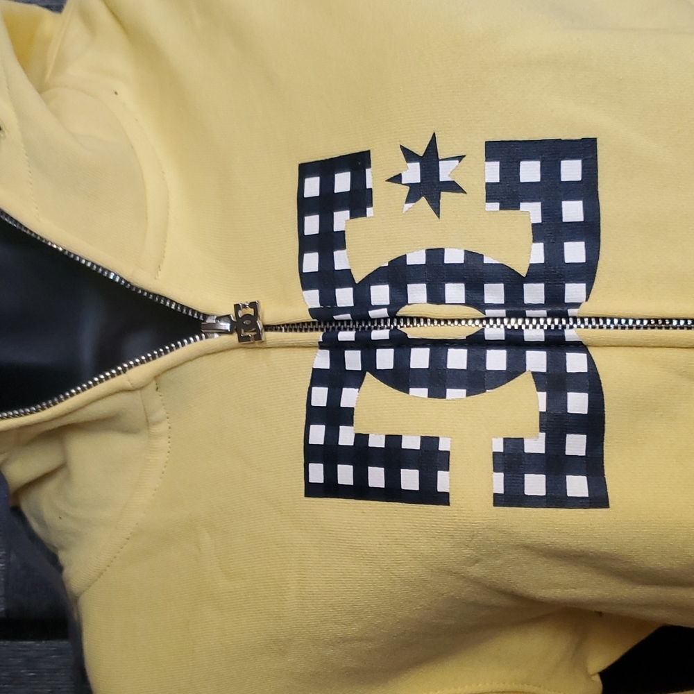 DC Women's Hoodie - Picture 2 of 5